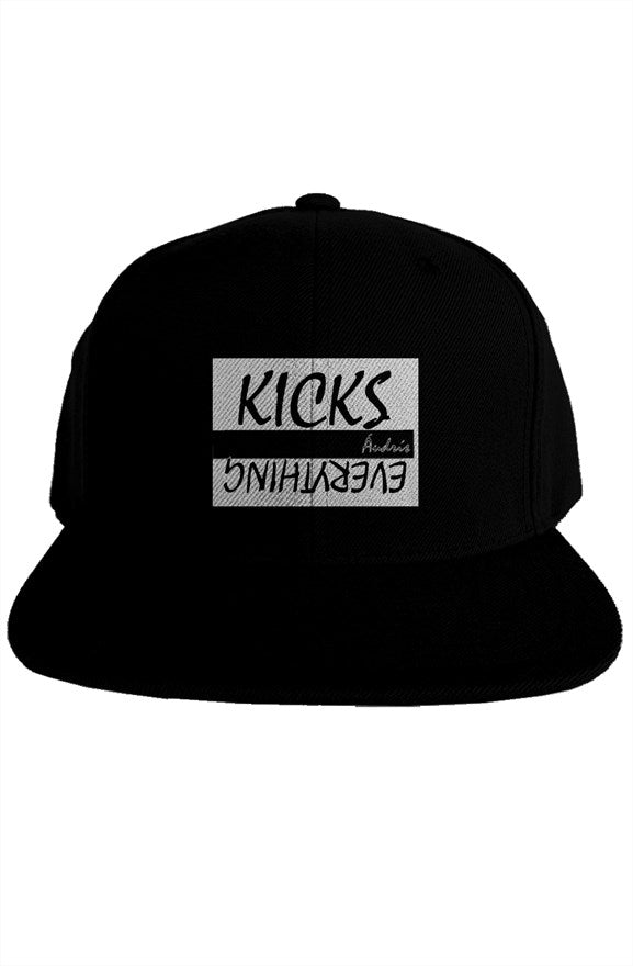 Black embroidered  premium snapback